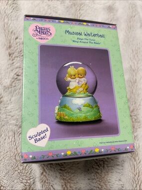 Precious Moments Musical Waterball